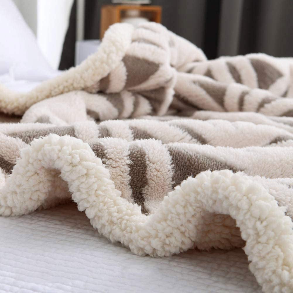 Sherpa Fleece Blanket - homecomforts1