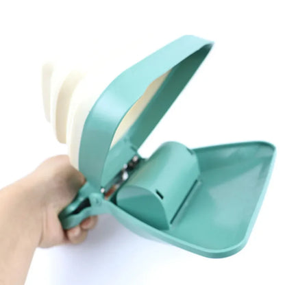 Foldable Pooper Scooper with 1 Roll of Decomposable Bags For Dogs - homecomforts1